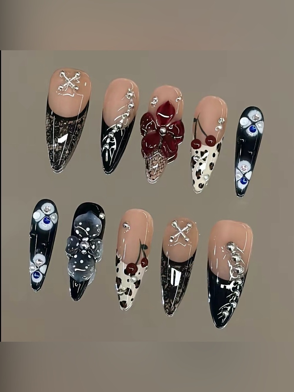 NailVesta Stiletto Press-On Nail Set - Gothic Mist